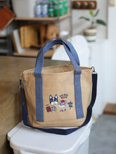 Load image into Gallery viewer, Bag14-Cat sling Bag$65
