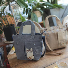 Load image into Gallery viewer, Bag14-Cat sling Bag$65
