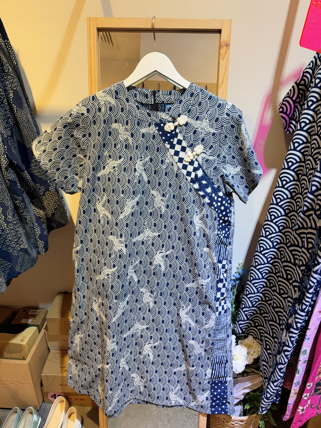 T104382-Mandarin Collar Dress