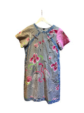 Load image into Gallery viewer, RB181-Batik Dress
