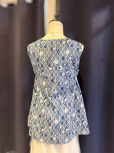Load image into Gallery viewer, T104657-Sleeveless
