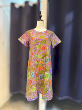 Load image into Gallery viewer, RB202- Batik Dress
