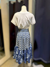 Load image into Gallery viewer, T104696- Indigo Printed 3/4 Skirt
