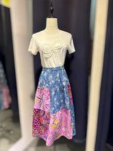Load image into Gallery viewer, RB0149B-Denim Batik Skirt-S,M
