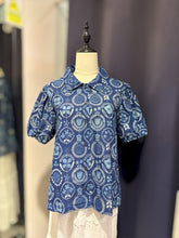 Load image into Gallery viewer, T104722-Indigo Collar Short Sleeve Top
