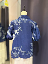Load image into Gallery viewer, T104724-Indigo Collar Short Sleeve Top
