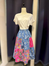 Load image into Gallery viewer, RB0149F-Denim Batik Skirt-S,M
