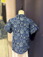 Load image into Gallery viewer, T104744-Indigo  Collar Short Sleeve Top
