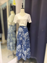 Load image into Gallery viewer, T104750-Indigo Culotte Pants
