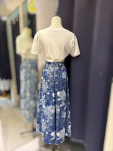 Load image into Gallery viewer, T104750-Indigo Culotte Pants
