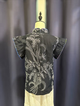 Load image into Gallery viewer, RB185-CNY Batik Blouse
