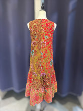 Load image into Gallery viewer, RB107-Batik Sleeveless Dress
