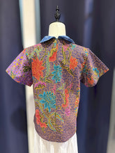 Load image into Gallery viewer, RB226C-Denim Batik Collar Top ( Size S)
