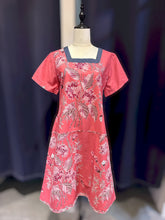 Load image into Gallery viewer, RB52C-Batik Short Sleeve Dress
