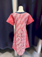 Load image into Gallery viewer, RB52C-Batik Short Sleeve Dress
