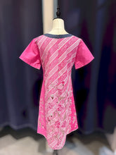 Load image into Gallery viewer, RB52A-Batik Short Sleeve Dress
