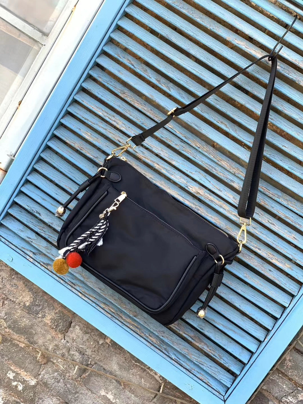 B191400-sling bag