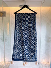 Load image into Gallery viewer, S120026 -indigo scarf
