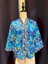 Load image into Gallery viewer, RB62B-Denim Hand-Painted Batik Jacket
