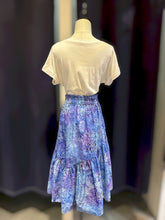 Load image into Gallery viewer, RB39C-Batik Prints Skirt

