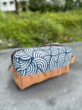 Load image into Gallery viewer, G038D-Indigo Zip Pouch
