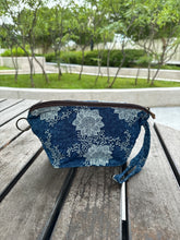 Load image into Gallery viewer, G023A-Indigo Zip Pouch
