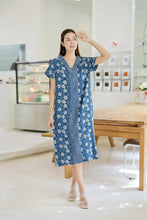 Load image into Gallery viewer, T104109-V-Neck Short Sleeve Dress
