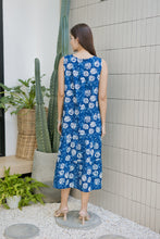 Load image into Gallery viewer, T104139-Sleeveless Dress
