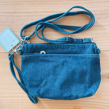 Load image into Gallery viewer, D51027-Denim Sling Bag
