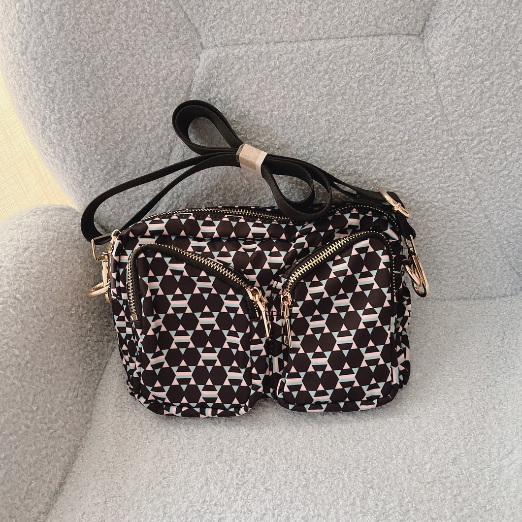 B210416-Sling Bag