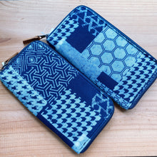 Load image into Gallery viewer, W0013 -Indigo wallet$29
