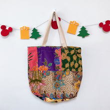 Load image into Gallery viewer, TB008-Batik Patchwork Tote Bag
