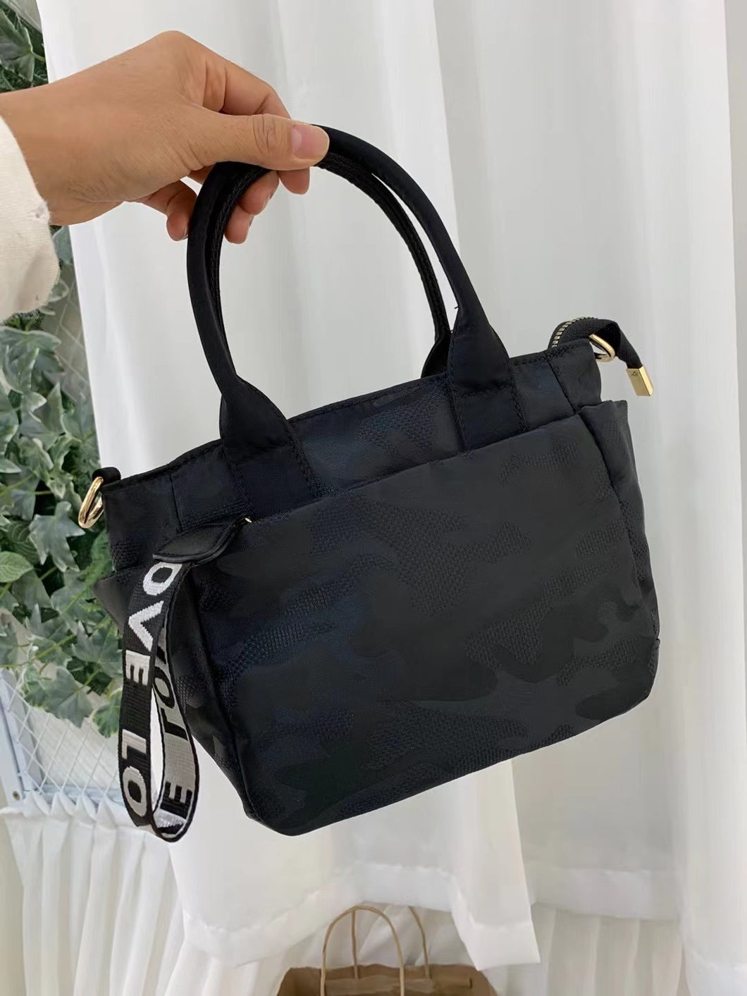 B21112-Sling Bag